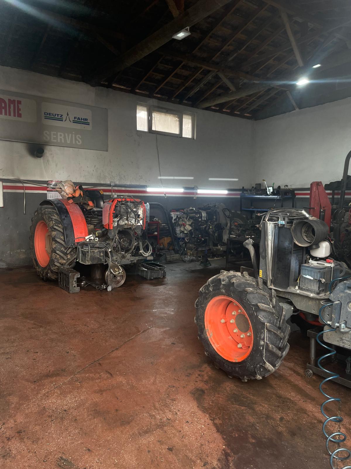 Ayar Traktör Oto Tamir 